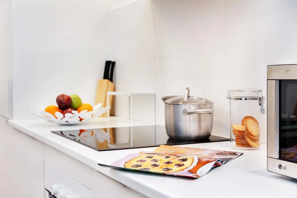 Feelathome Poblenou Beach Apartments Barcelona Spain
