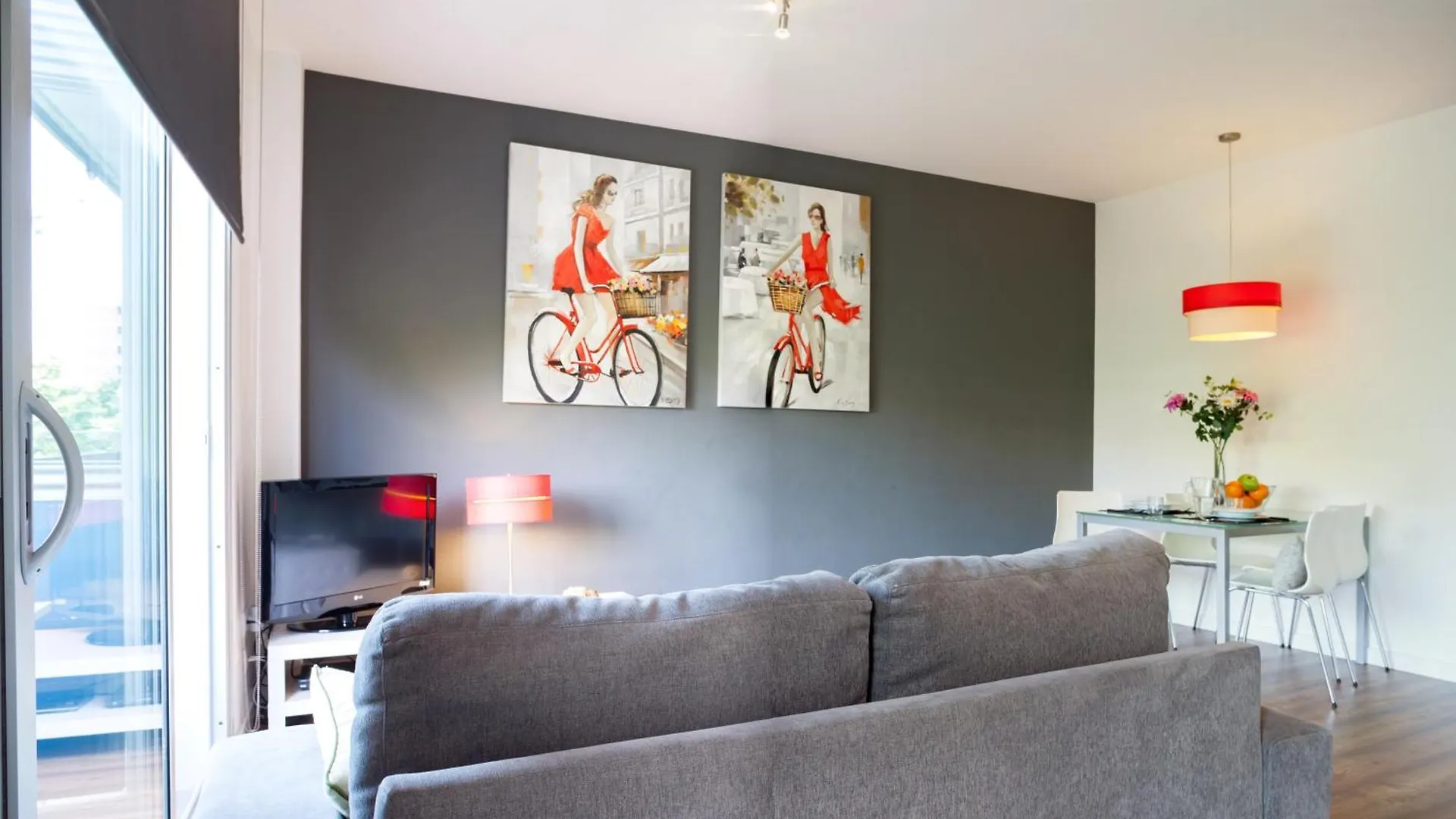 Feelathome Poblenou Beach Apartments Barcelona