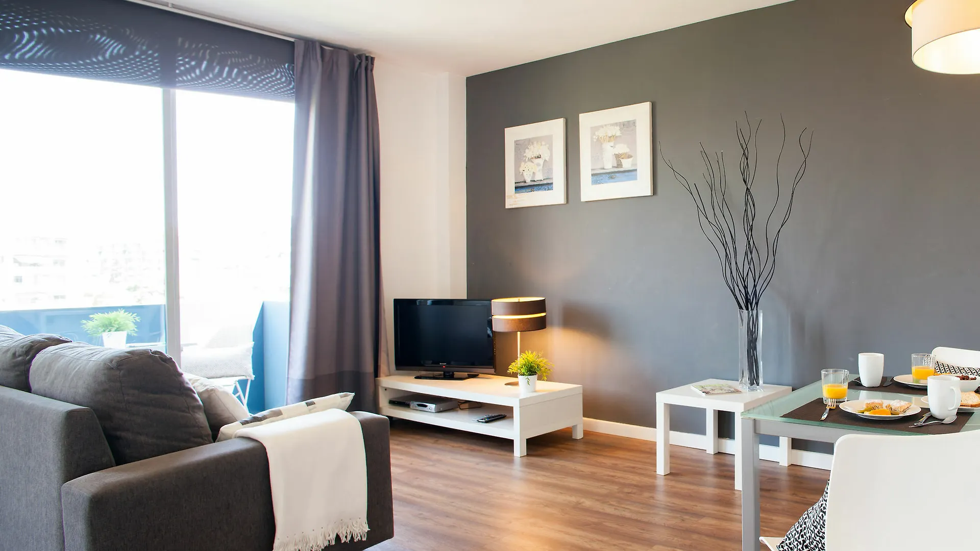 Feelathome Poblenou Beach Apartments Barcelona 0*,