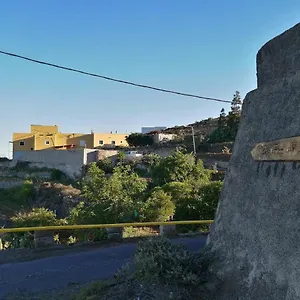  Venkovský dům Village. Tony Frias. Španělsko