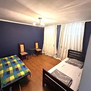 Booboo Flat In Italian Yard Апартаменты Тбилиси
