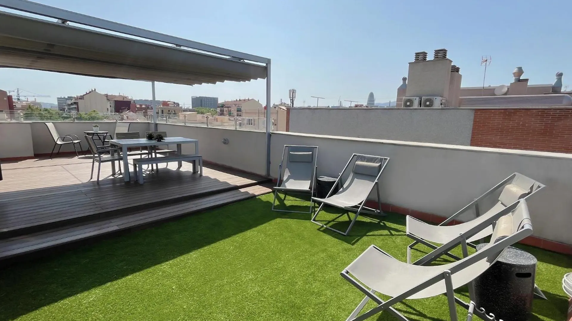 Feelathome Poblenou Beach Apartments Барселона